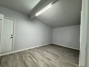 244 E 54th St N in Tulsa, OK - Building Photo - Building Photo