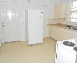1107 John Paul Jones Ave in Leesville, LA - Building Photo - Building Photo