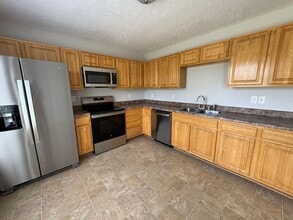 313 Hilton Way in Bowling Green, KY - Building Photo - Building Photo