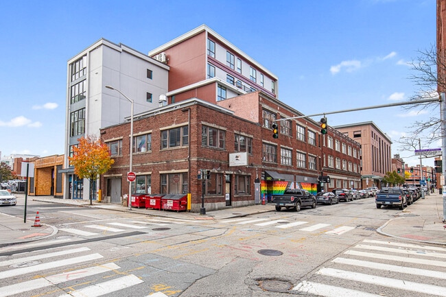 123 Friendship St, Unit 5B, Unit 5B