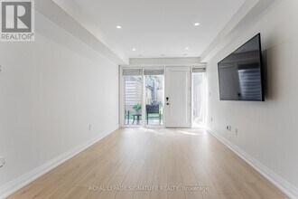 108 Balfour Ave in Toronto, ON - Building Photo - Building Photo