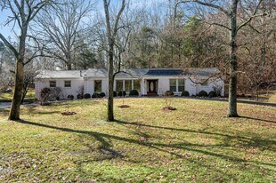 1941 Otter Creek Rd in Nashville, TN - Building Photo