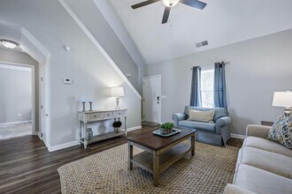 49 Middlebrook Dr in Cartersville, GA - Building Photo - Building Photo