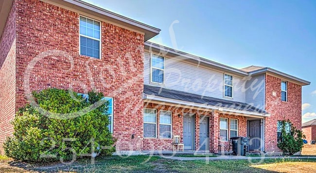 property at 2104 Tahoe Ct