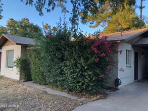 1719 S El Camino Dr in Tempe, AZ - Building Photo - Building Photo