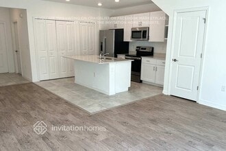 10349 Bradmore Rd in Ft. Myers, FL - Foto de edificio - Building Photo