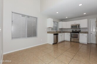 1308 E Liberty Shores Dr in Gilbert, AZ - Building Photo - Building Photo