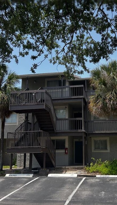 6336 Newtown Cir in Tampa, FL - Building Photo
