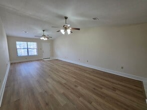 916 Rentz Ave in Pensacola, FL - Building Photo - Building Photo