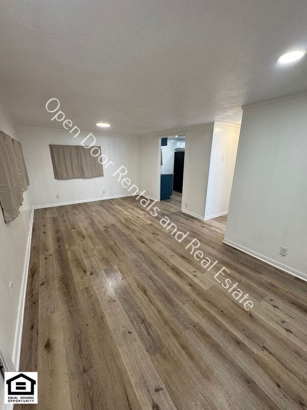 property at 209 S Ijams St