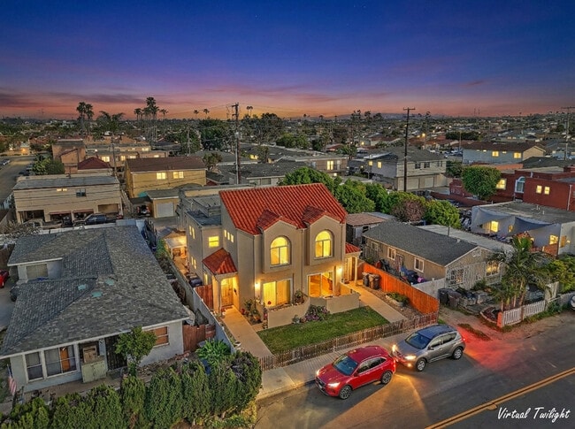 17054 A Ln in Huntington Beach, CA - Foto de edificio - Building Photo