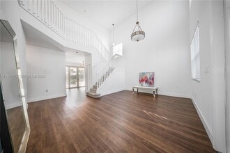 13868 SW 38th Terrace in Miami, FL - Building Photo - Building Photo