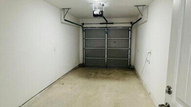 8416 Sandra St in Houston, TX - Building Photo - Building Photo