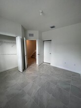 2871 SE 26th Ln in Homestead, FL - Building Photo - Building Photo