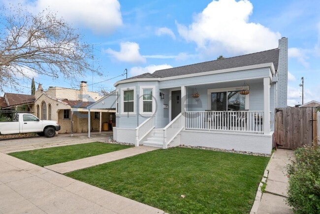 1337 Acacia St in Pittsburg, CA - Building Photo - Building Photo