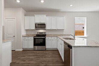 7619 Thrips Ln in Richmond, TX - Building Photo - Building Photo