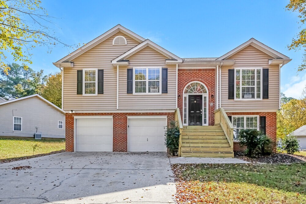 3846 Kenner Dr SW in Atlanta, GA - Building Photo