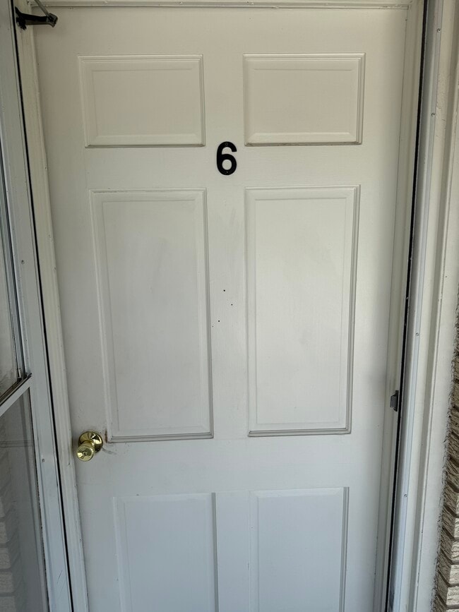 406 Hialeah Ave, Unit 406 Hialeah ave Houma La in Houma, LA - Foto de edificio - Building Photo