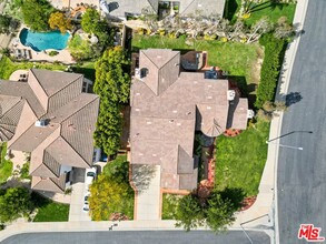 5711 Lyon Ct in Calabasas, CA - Building Photo - Building Photo