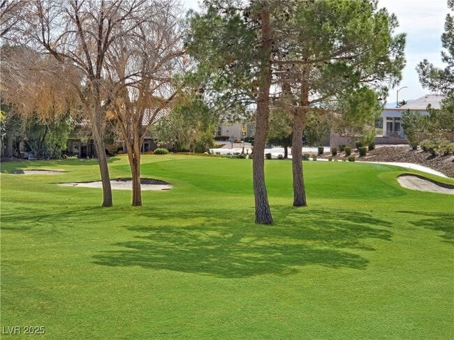 10105 Hunter Springs Dr in Las Vegas, NV - Building Photo - Building Photo