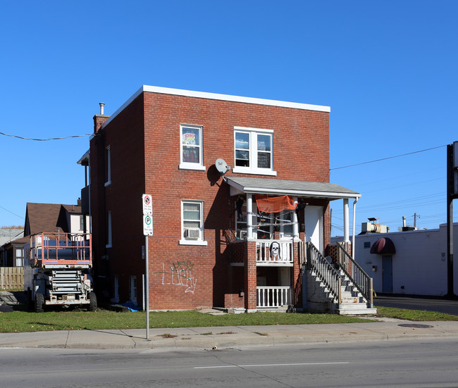 1517-1521 Barton St E in Hamilton, ON - Building Photo - Building Photo