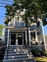 33 Pinckney St, Unit 3 in Somerville, MA - Building Photo