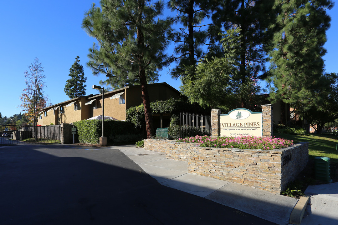 Village Pines in Poway, CA - Building Photo