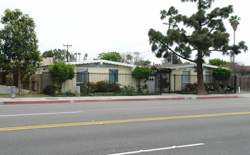 1826-1828 Placentia Ave in Costa Mesa, CA - Building Photo - Building Photo