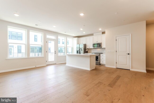 405 Reading Ct in West Windsor Township, NJ - Building Photo - Building Photo