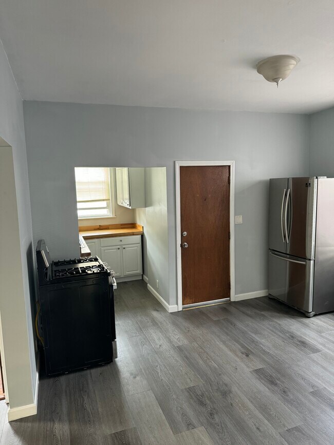 107 Second St in East Providence, RI - Building Photo - Building Photo