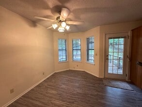 49 W 16th Pl in Russellville, AR - Building Photo - Building Photo