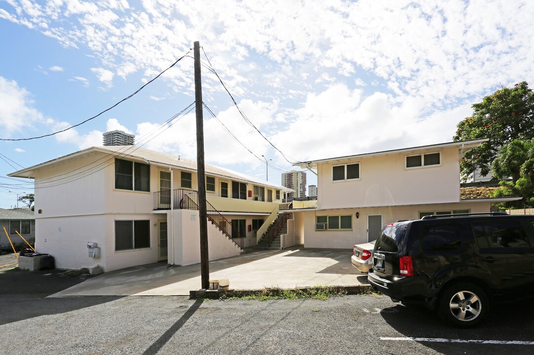 2956 Varsity Cir in Honolulu, HI - Building Photo