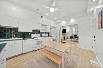 901 S Bishop St in Chicago, IL - Building Photo - Building Photo