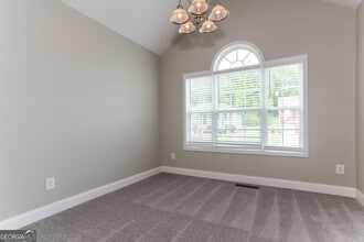 4398 Tillage Path in Douglasville, GA - Foto de edificio - Building Photo