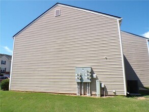 38 Middlebrook Dr in Cartersville, GA - Foto de edificio - Building Photo