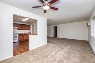 Pleasant Hills in Pittsburgh, PA - Building Photo - Interior Photo