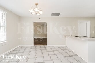 7309 N Dartmouth Ave in Tampa, FL - Building Photo - Building Photo