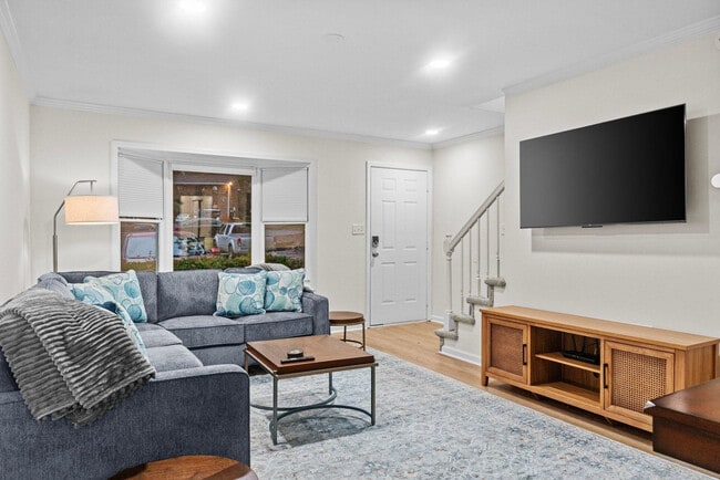 property at 170 Northview Dr