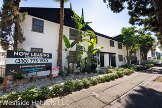 7056 Lanewood Ave in Los Angeles, CA - Building Photo - Building Photo