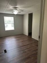 103 Davis Rd E in Valdosta, GA - Building Photo - Building Photo