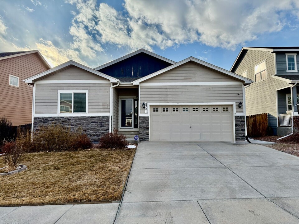 8241 Hardwood Cir in Colorado Springs, CO - Building Photo