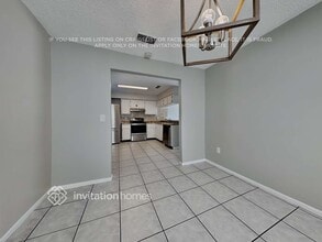 1057 Bridlewood Way in Brandon, FL - Building Photo - Building Photo