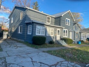 170 King St, Unit King street front in Dunkirk, NY - Building Photo - Building Photo