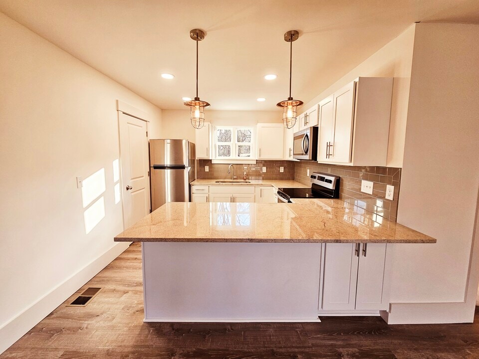 1219 N 7th St, Unit B in Nashville, TN - Foto de edificio