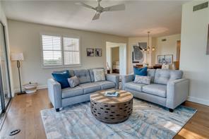 7008 Pelican Bay Blvd-Unit -H-404 in Naples, FL - Building Photo - Building Photo