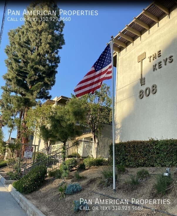 property at 812 N Azusa Ave