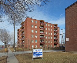 1555 Birchmount Rd Apartments