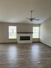 5940 Arrow Ridge Rd, Unit 211 in Fairview Heights, IL - Building Photo - Building Photo