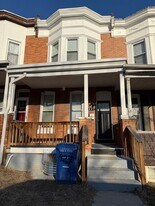 427 S Augusta Ave in Baltimore, MD - Building Photo