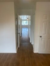 335 Claremont Ave, Unit Claremont B in Jersey City, NJ - Building Photo - Building Photo